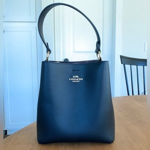 Coach Bucket Bag